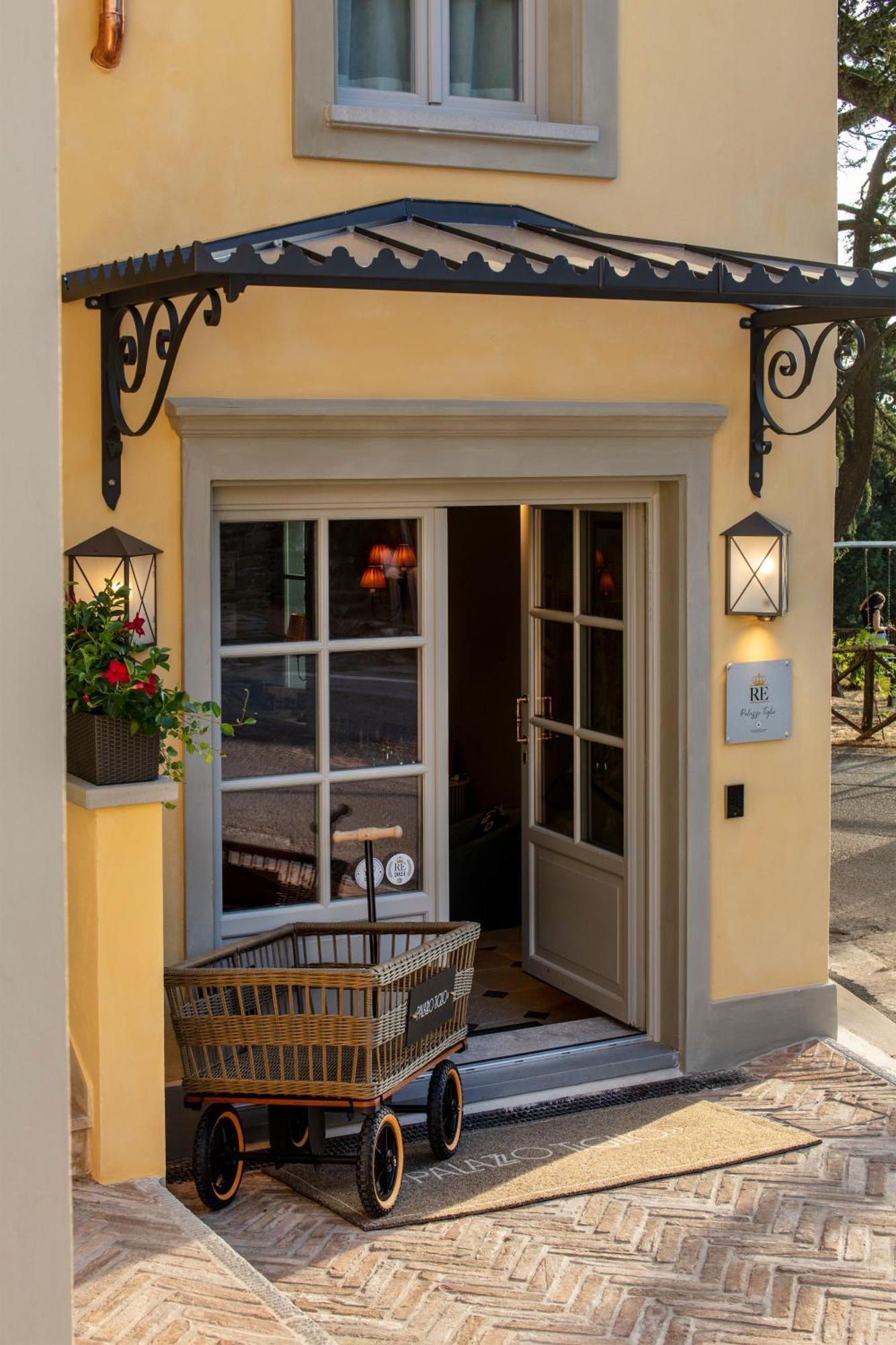 Palazzo Tiglio - A Small Luxury Hotels Of The World San Pancrazio  エクステリア 写真